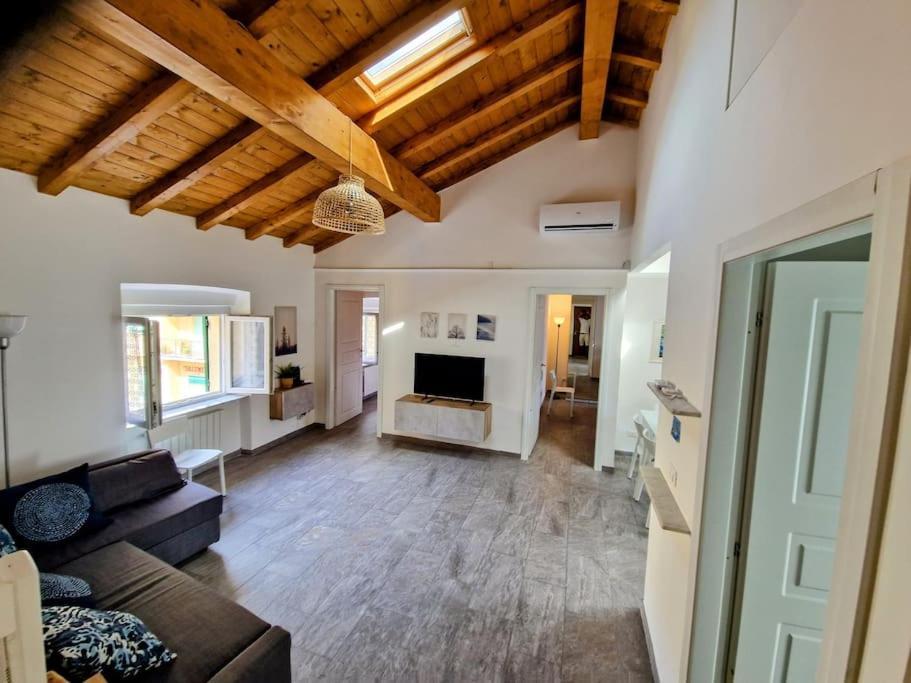 All New And Privat Parking La Graziosa Apartment Gênes Extérieur photo